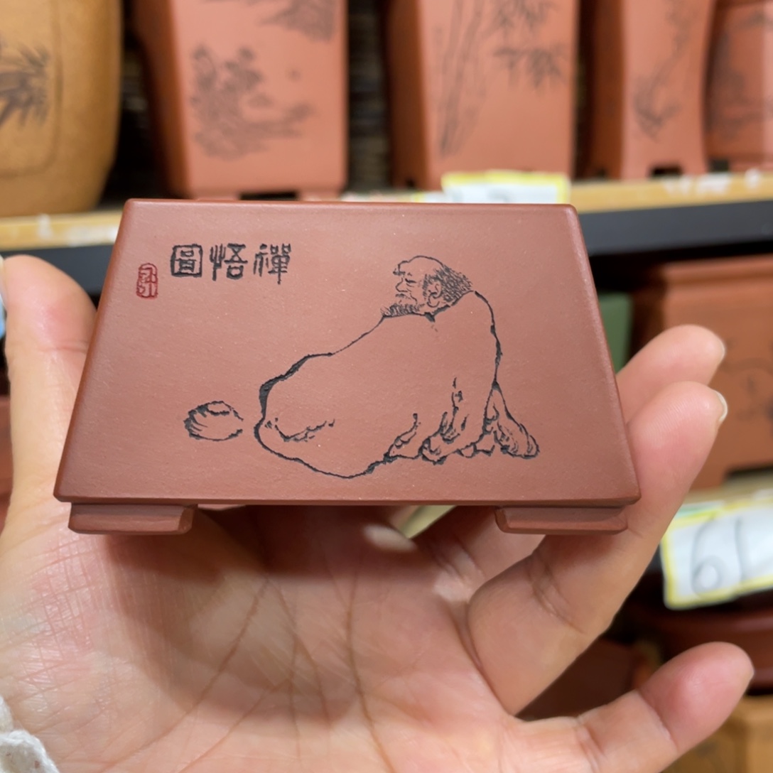 紫砂花盆紫砂花盆在这里