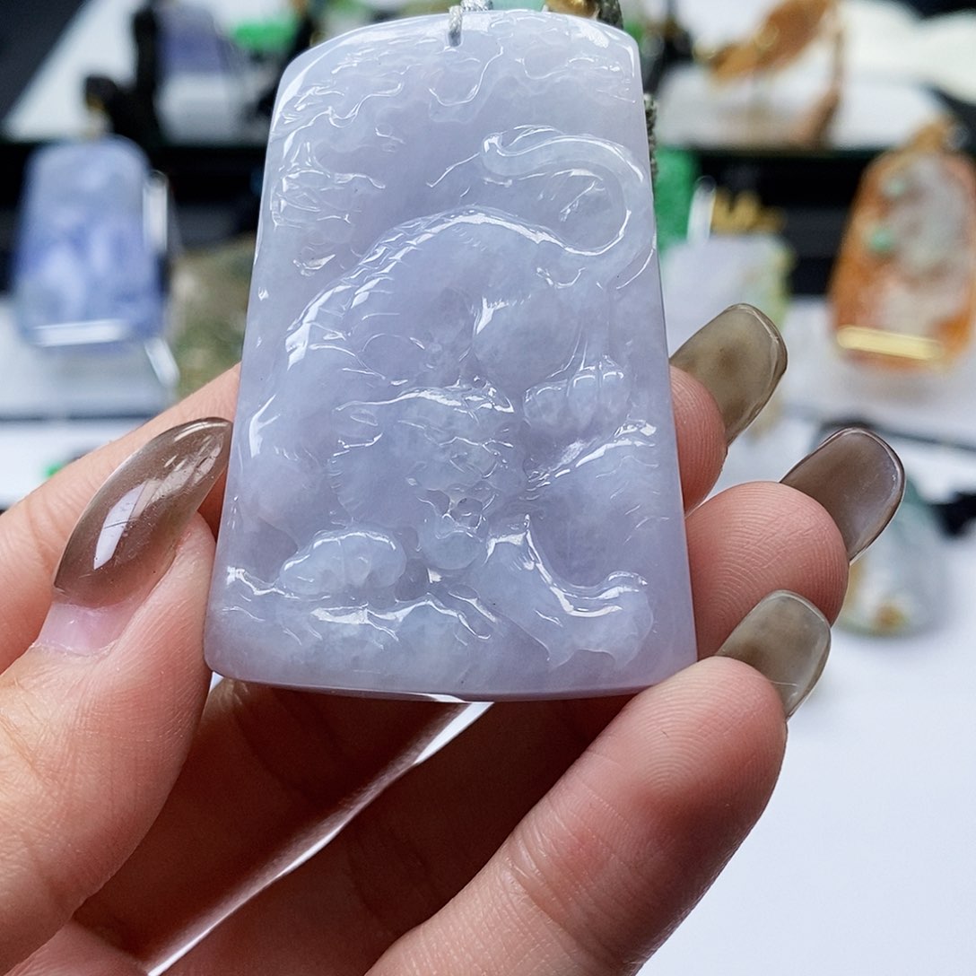 颈饰未镶嵌翡翠翡翠A货