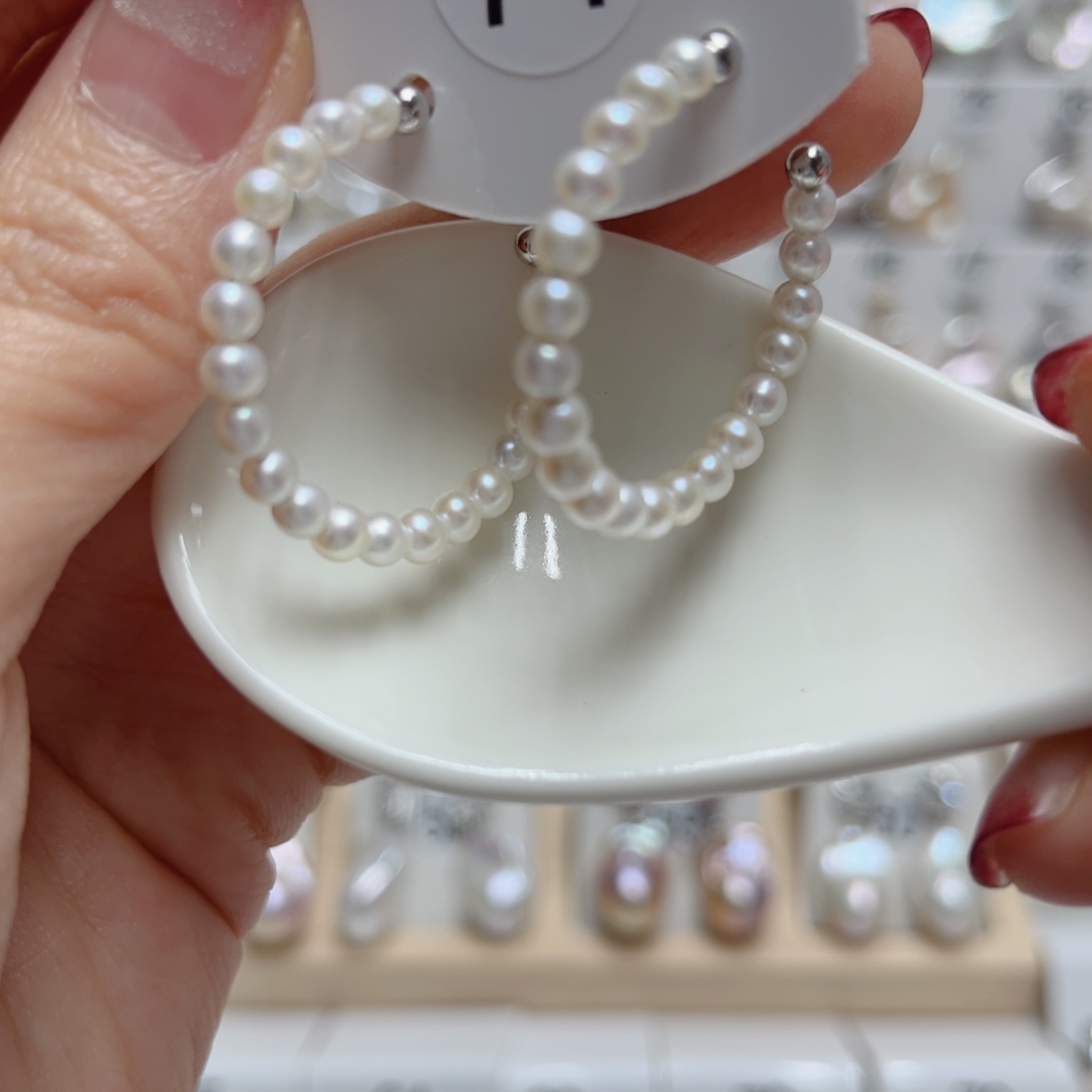 颈饰淡水珍珠未镶嵌