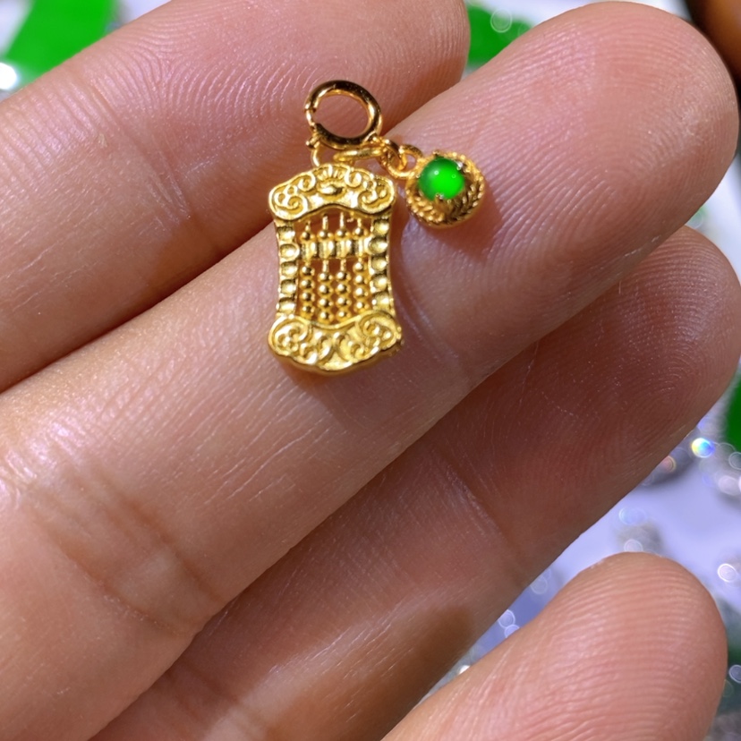 【闪购商品】翡翠挂件银S925镶嵌天然翡翠