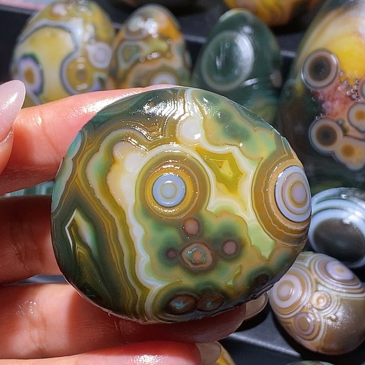 玛瑙/玉髓未镶嵌珠宝奇石87