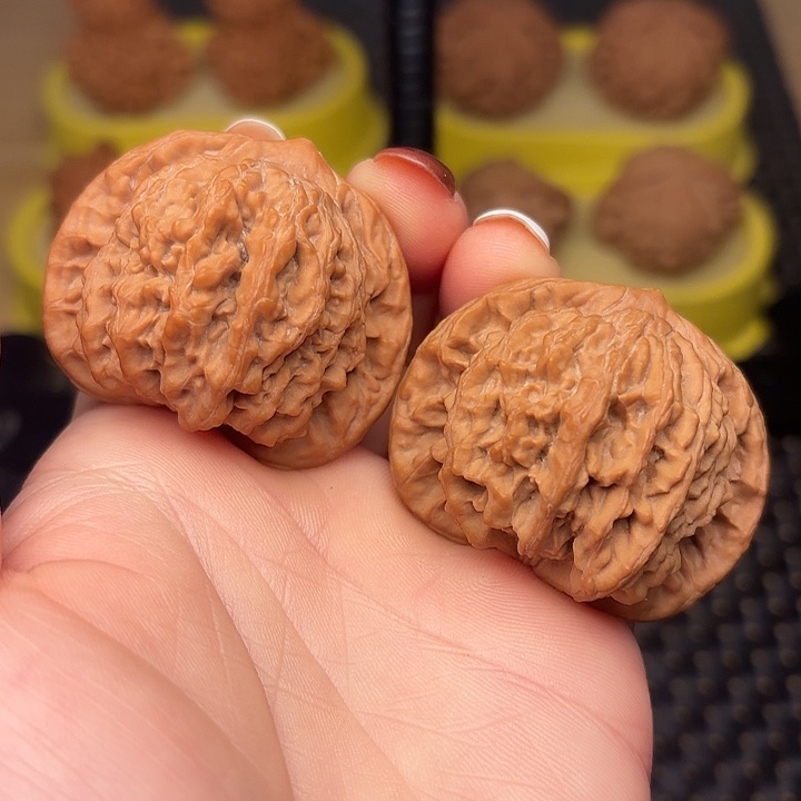 吊坠文玩核桃45狮虎兽