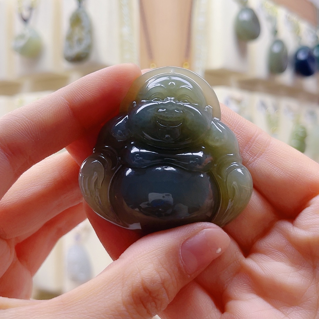 茹***意和田玉未镶嵌吊坠(赠链)