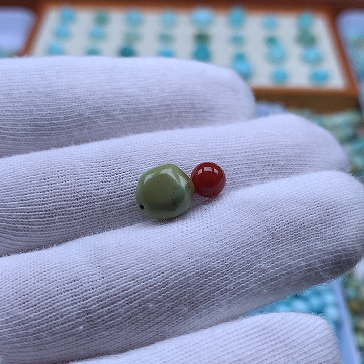 南红玛瑙未镶嵌珠宝奇石