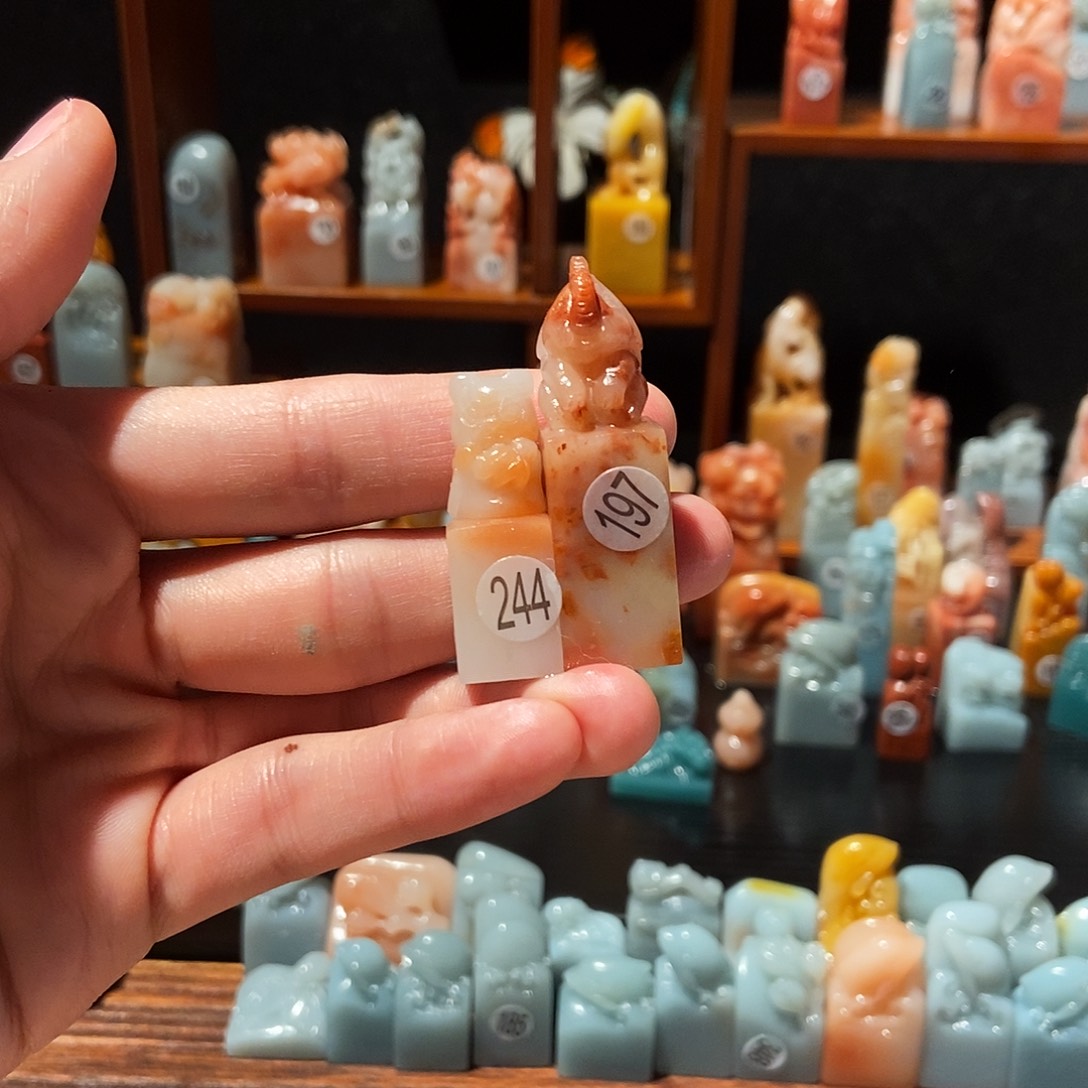 老挝石66666666666667