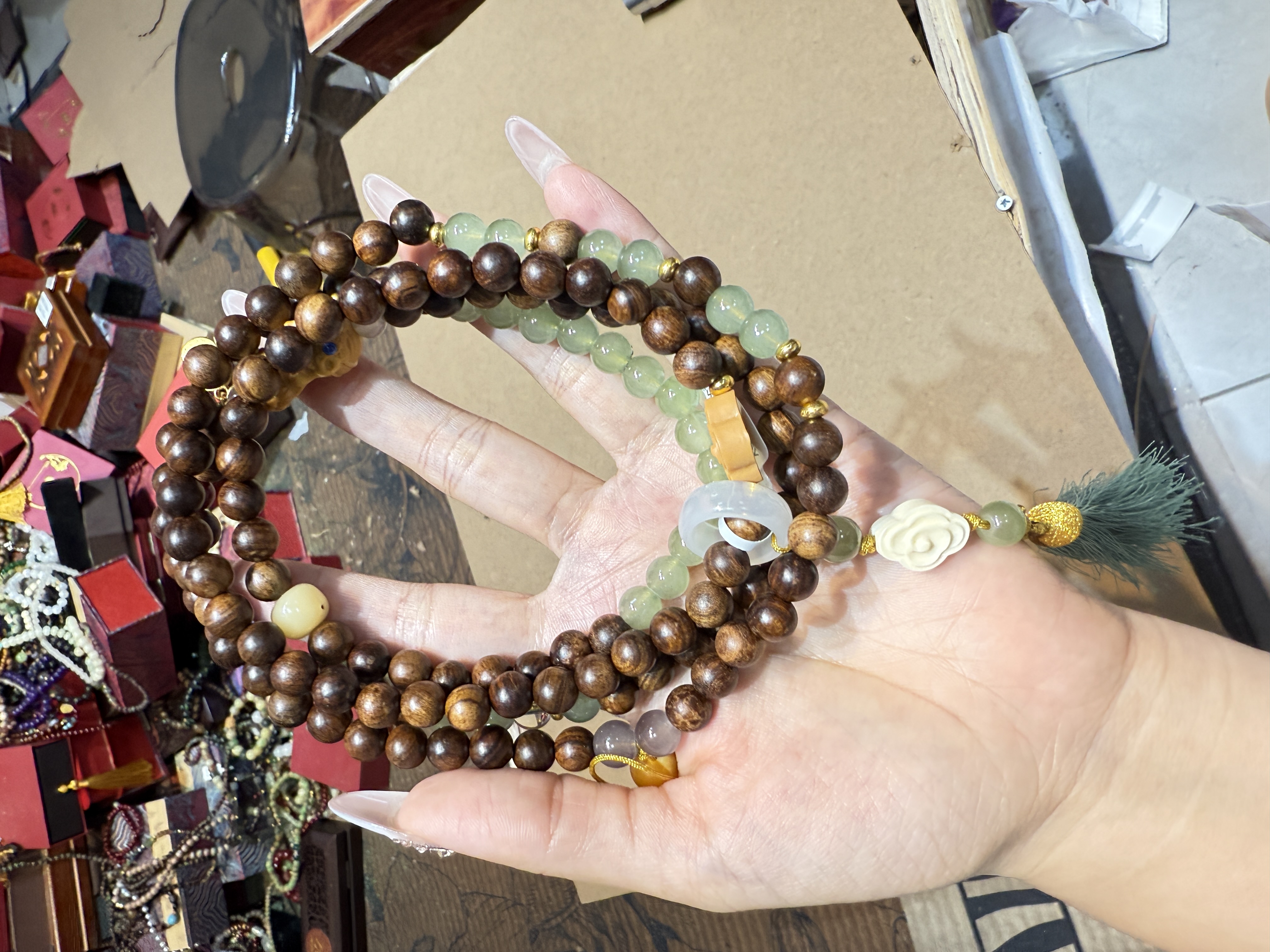 花梨吊坠毛衣链（无礼盒）S1501