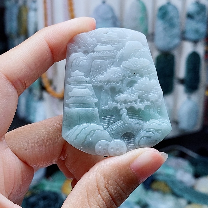 翡翠未镶嵌颈饰翡翠