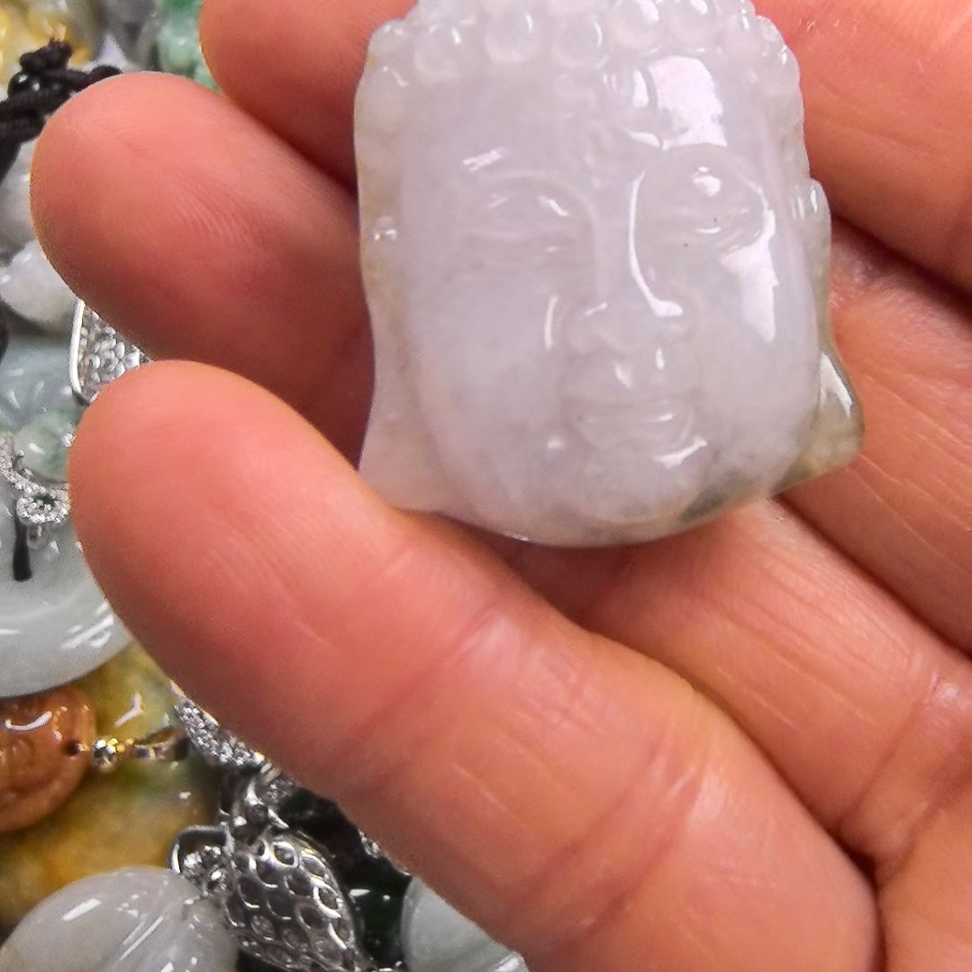 翡翠颈饰未镶嵌吊坠