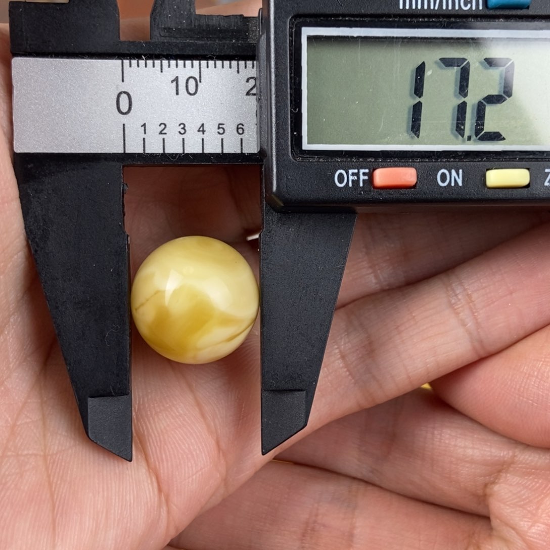 蜜蜡裸石未镶嵌蜜蜡