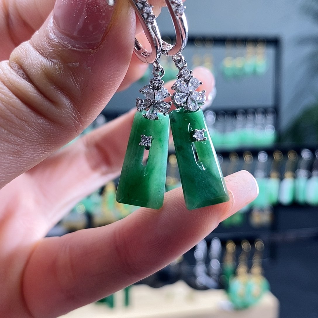 翡翠耳饰银S925镶嵌翡翠