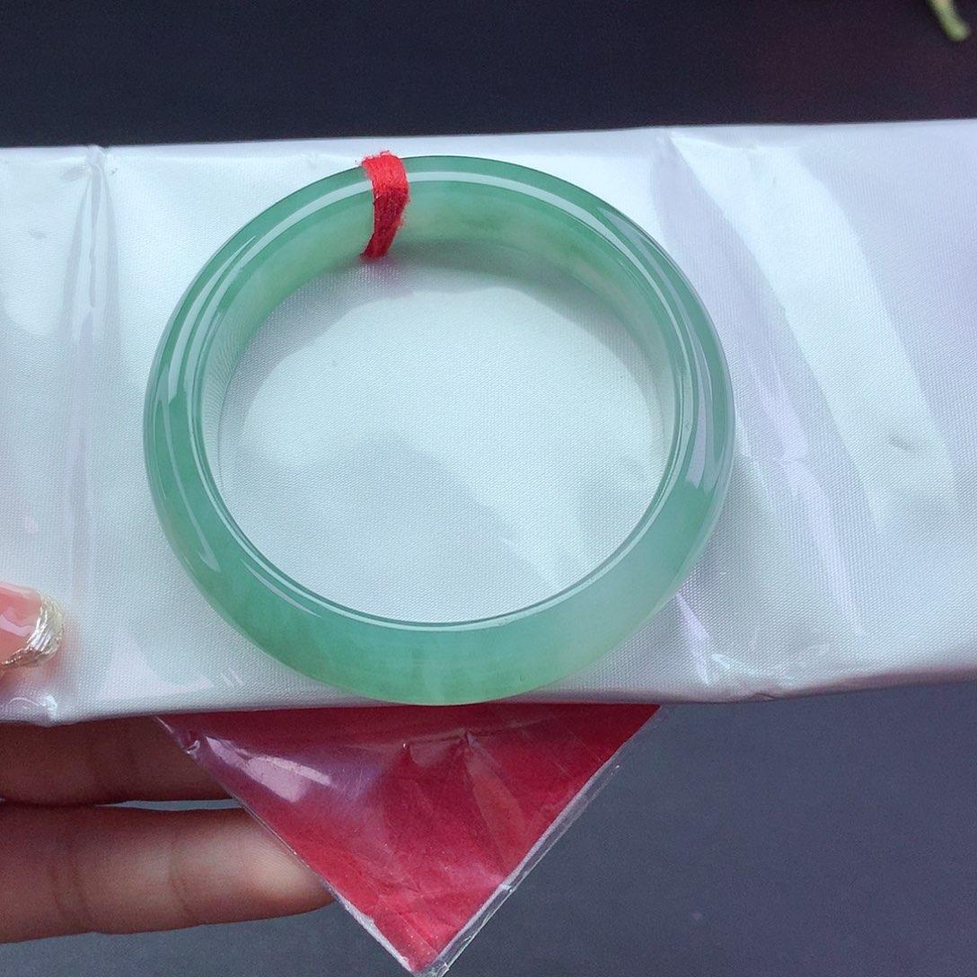 【闪购商品】翡翠手镯未镶嵌a 1910001