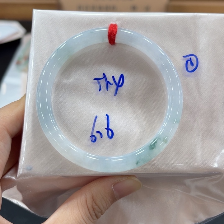 未镶嵌手镯翡翠翡翠