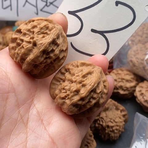 桃核吊坠36全品野狼