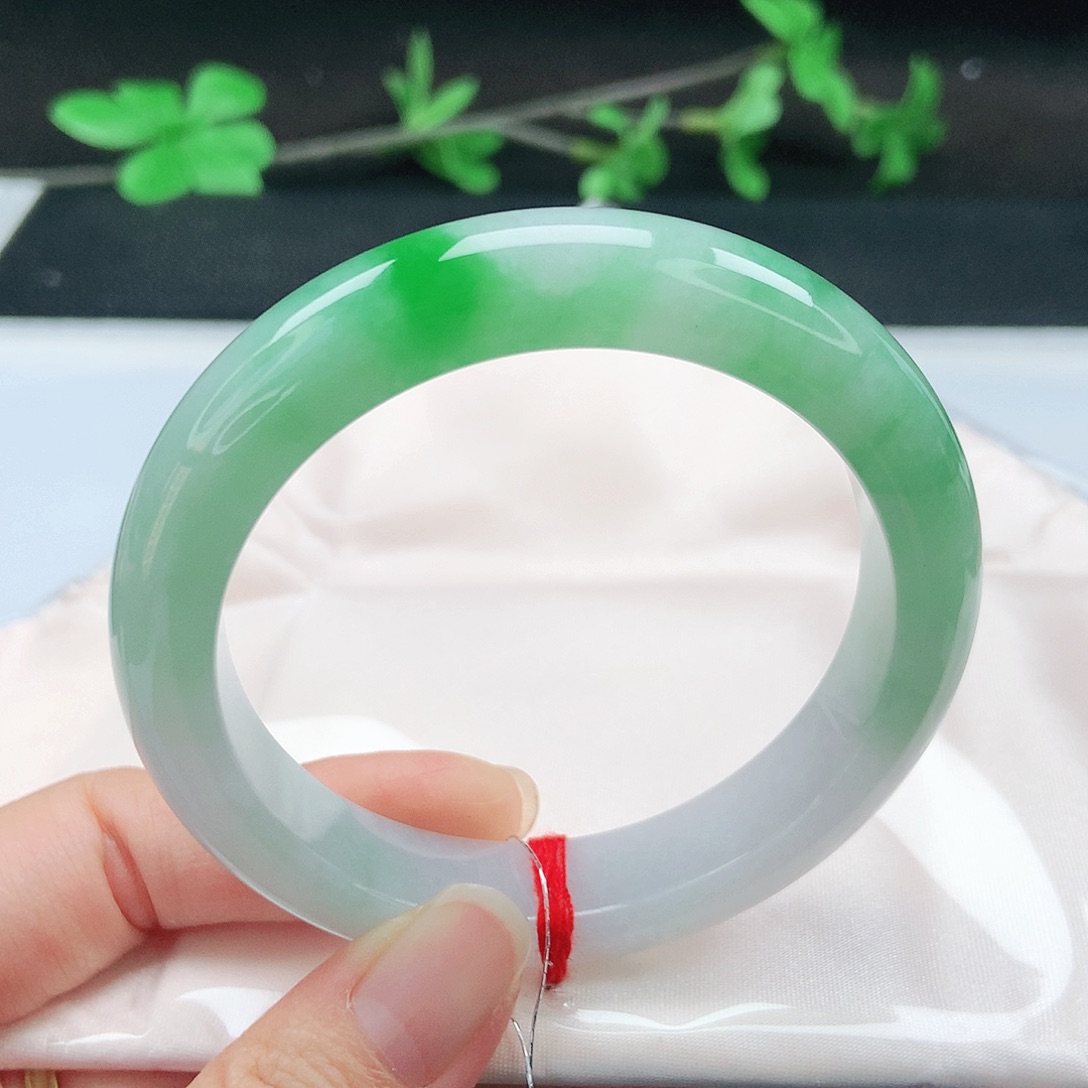 未镶嵌手镯翡翠58圈