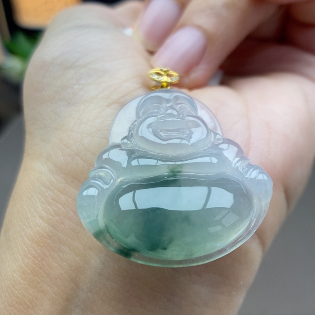 翡翠18K金镶嵌颈饰吊坠61