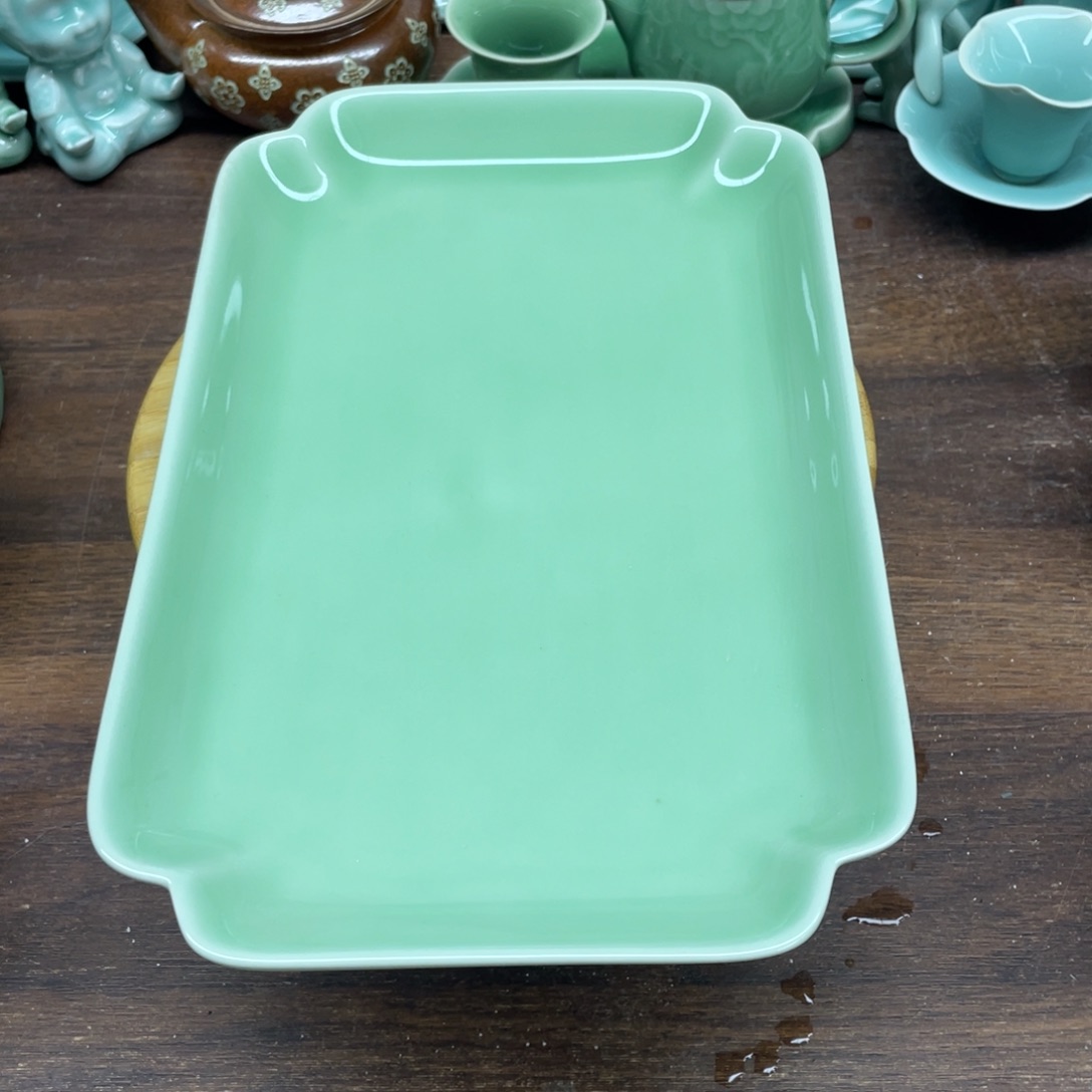 微瑕特价26*16鱼盘