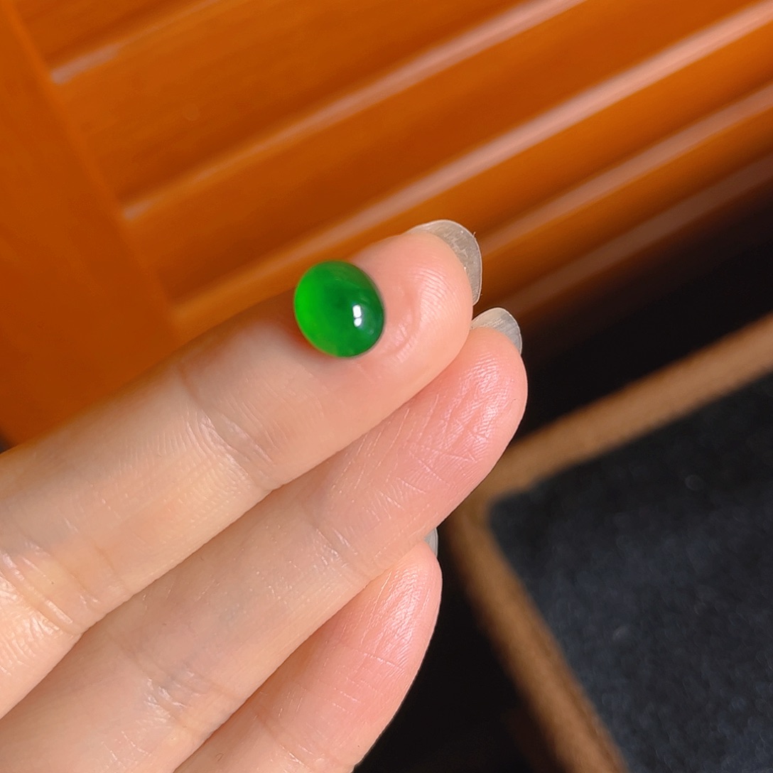 定制翡翠未镶嵌天然翡翠蛋面
