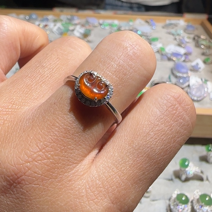 定制翡翠未镶嵌翡翠