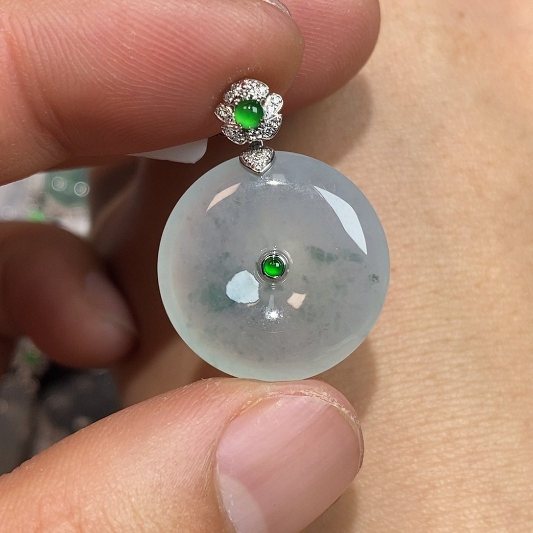 翡翠颈饰18K金镶嵌平安