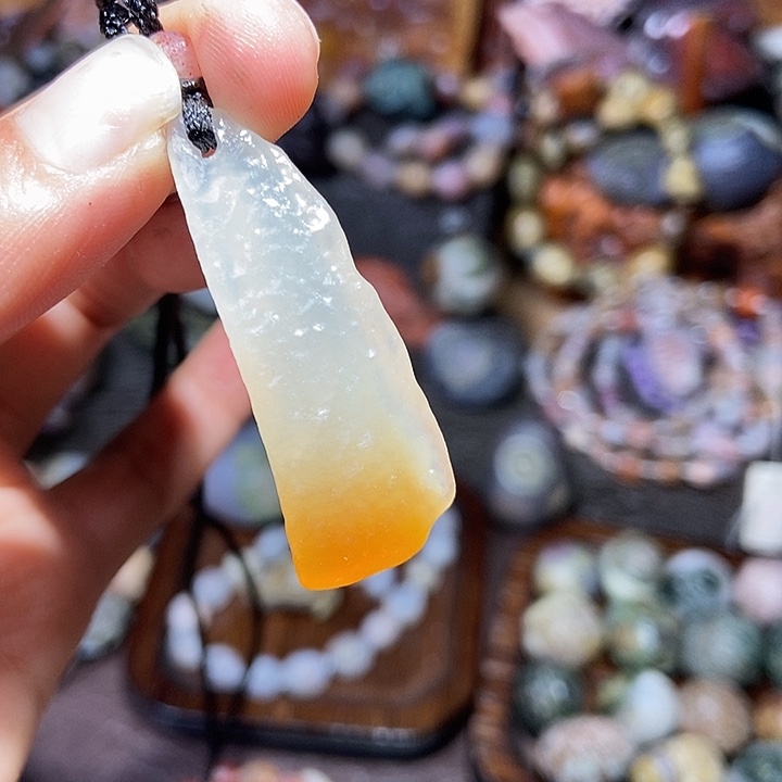 玛瑙/玉髓珠宝半成品未镶嵌水**萄