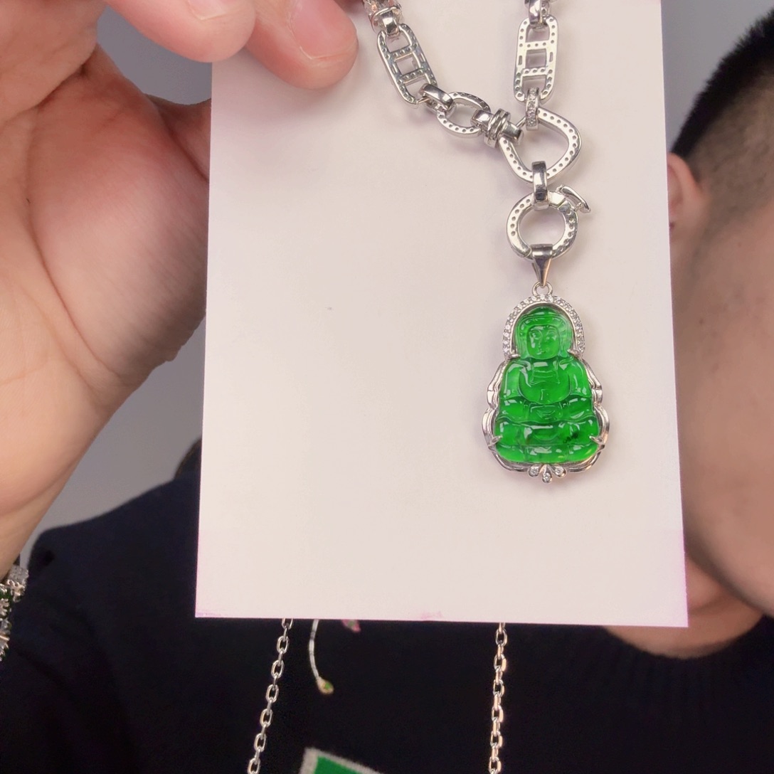 翡翠颈饰银S925镶嵌一件