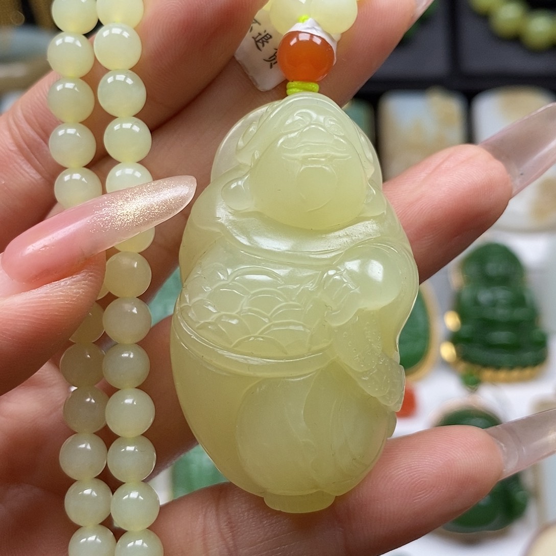 和田玉颈饰未镶嵌