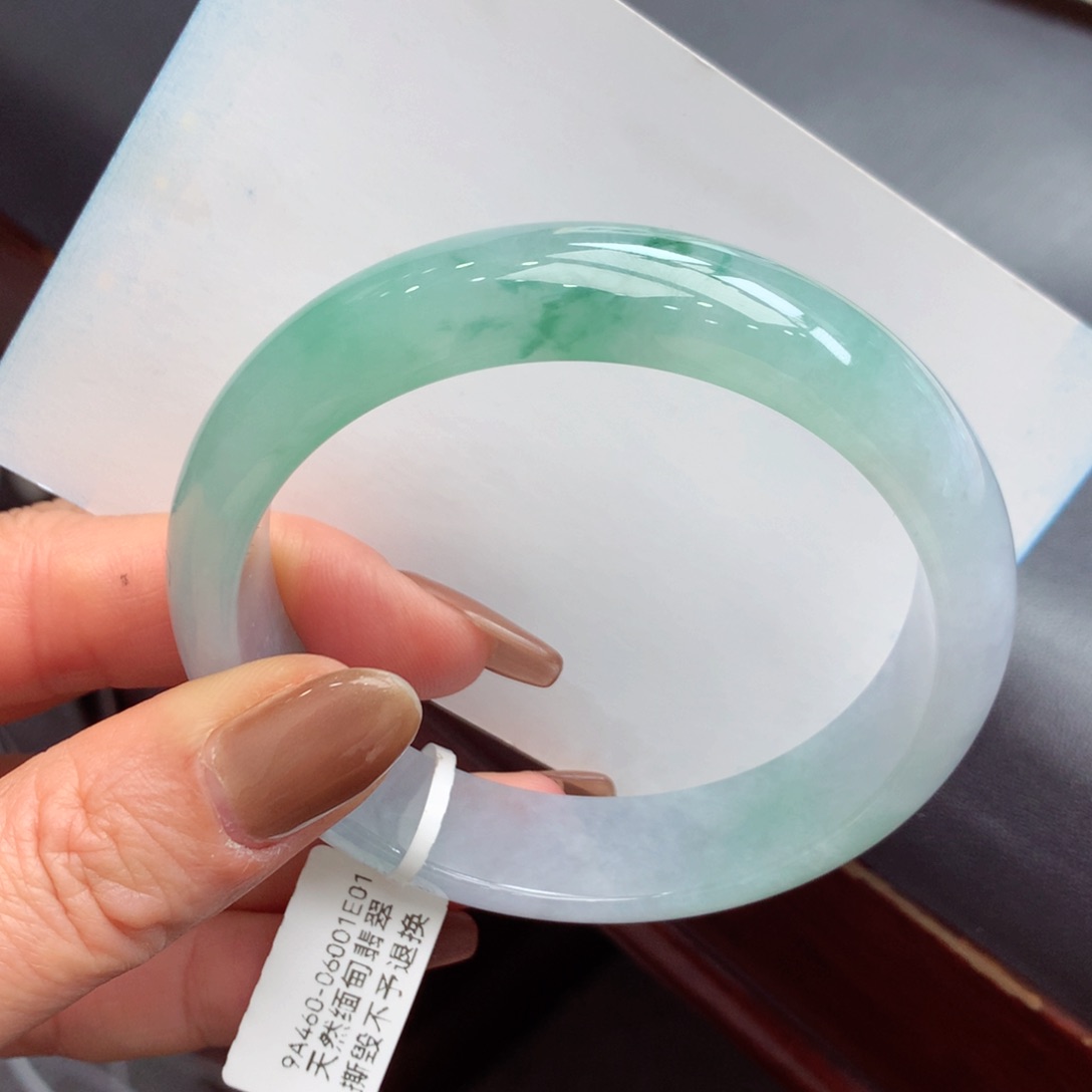 翡翠手镯未镶嵌缅甸翡翠手镯