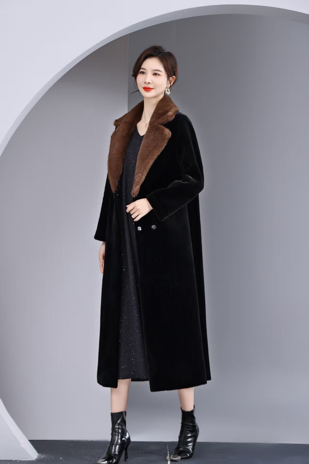 原创美丽绒两面穿毛皮一体西服领时尚冬季大衣