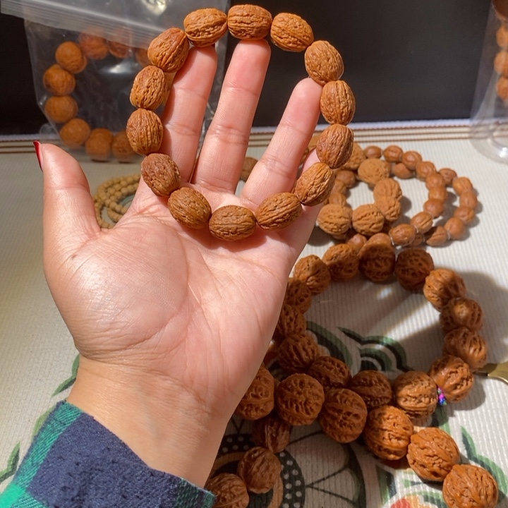 文玩核桃吊坠……30