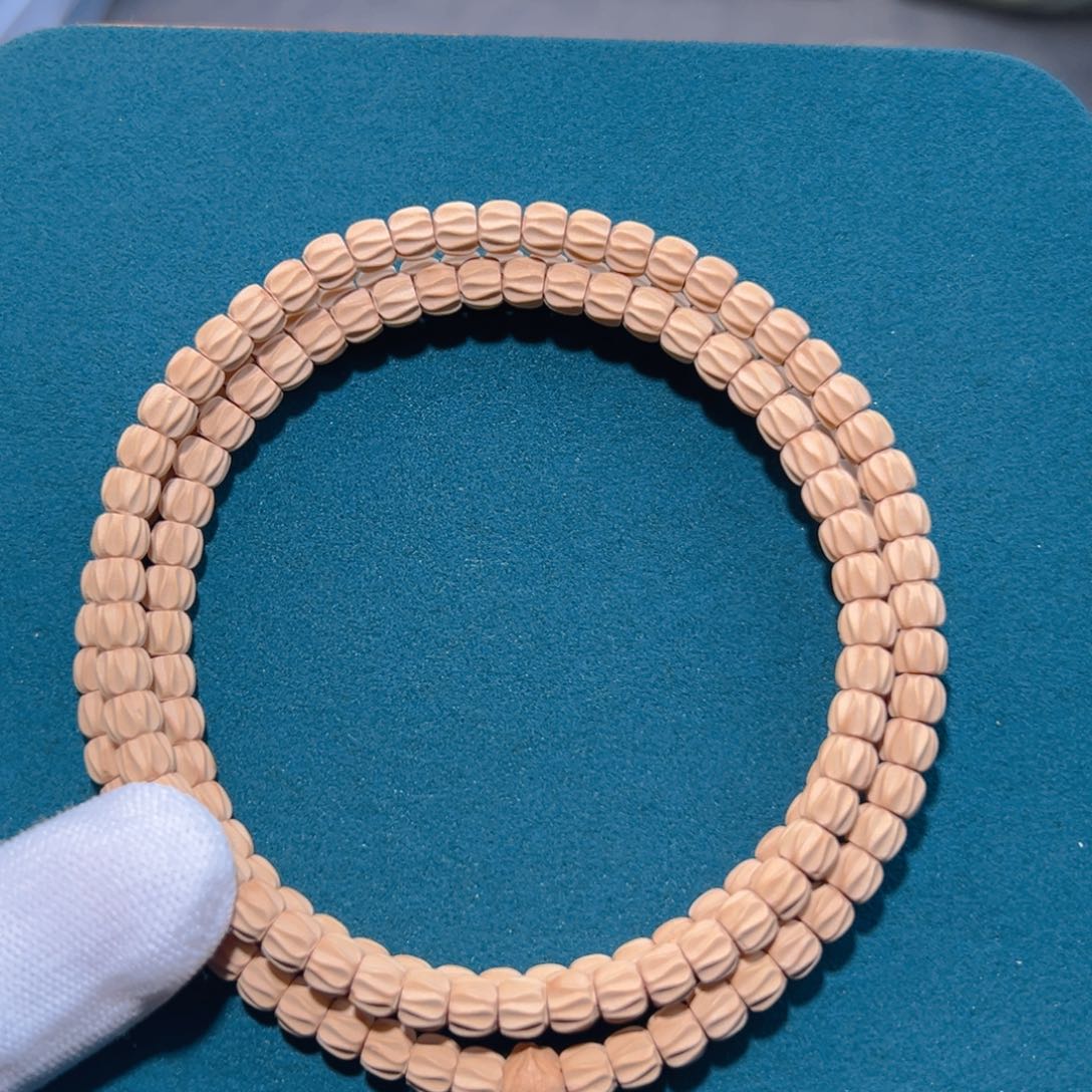 吊坠柏香籽/百香籽m****m顺鬼