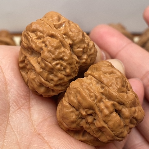 文玩核桃吊坠边36左右