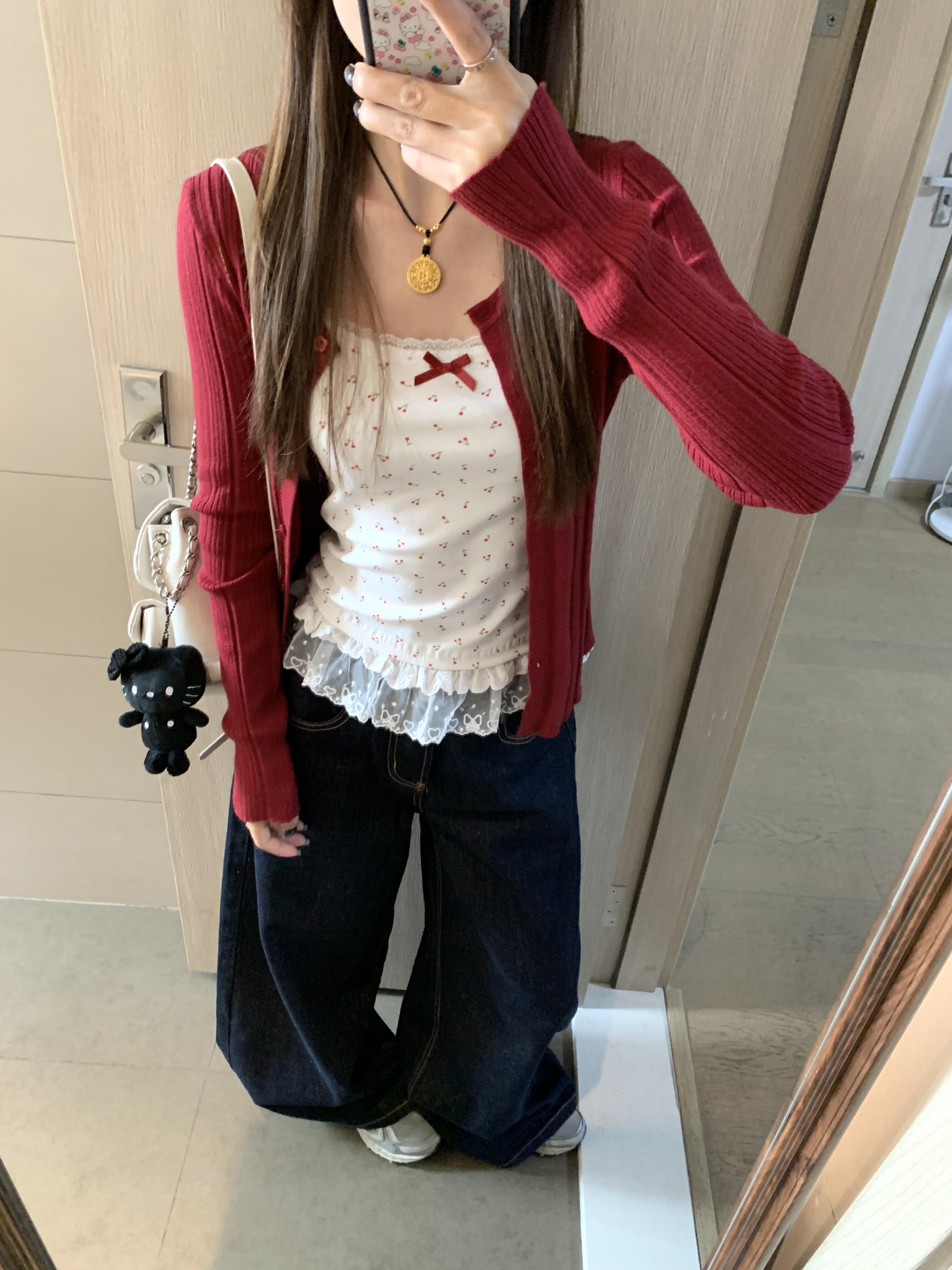 2025春季新款酒红色长袖开衫毛衣女开春短款小个子长袖外搭小上衣