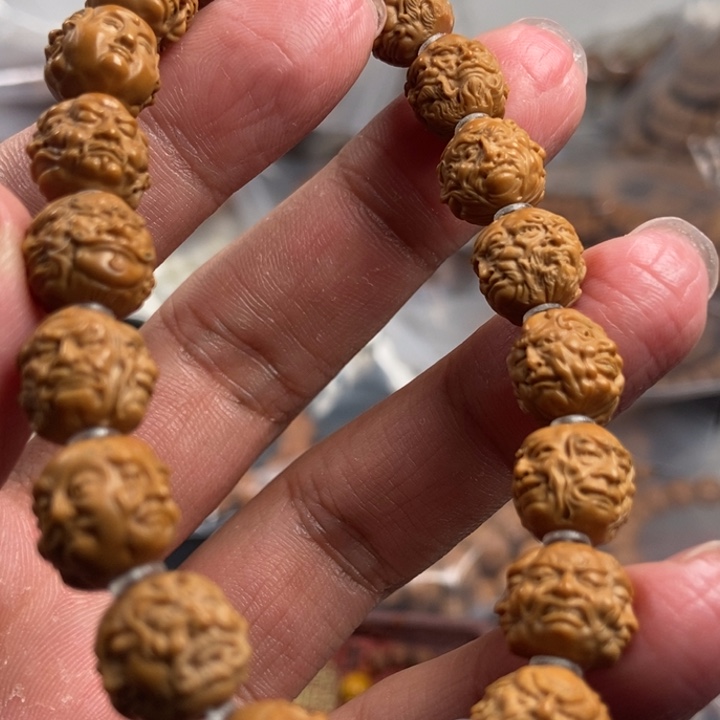 猴头核桃吊坠今天