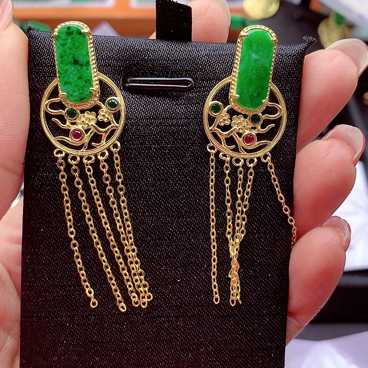 翡翠颈饰银S925镶嵌翡翠