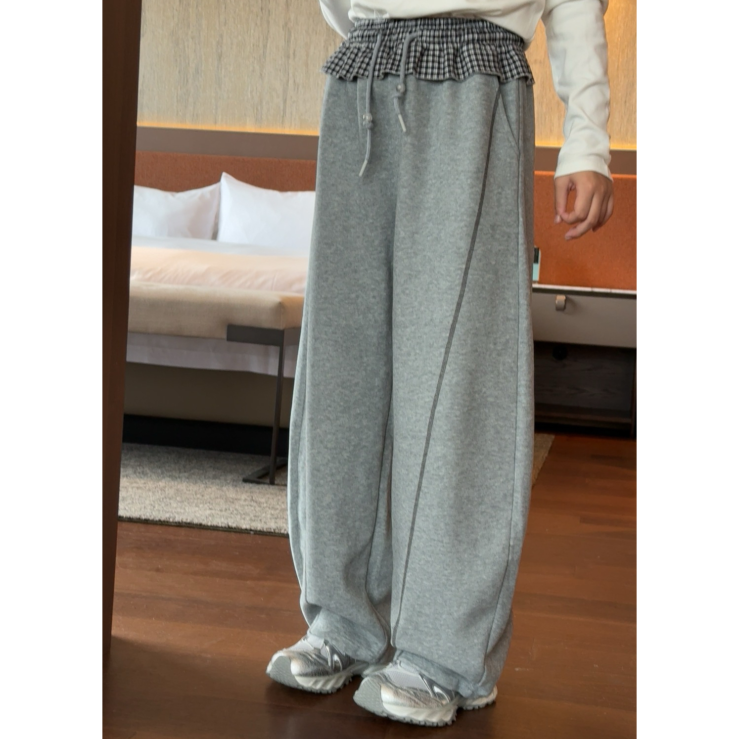 泡妈童装    【花边格子裤】冬季加绒儿童休闲运动女童卫裤2229