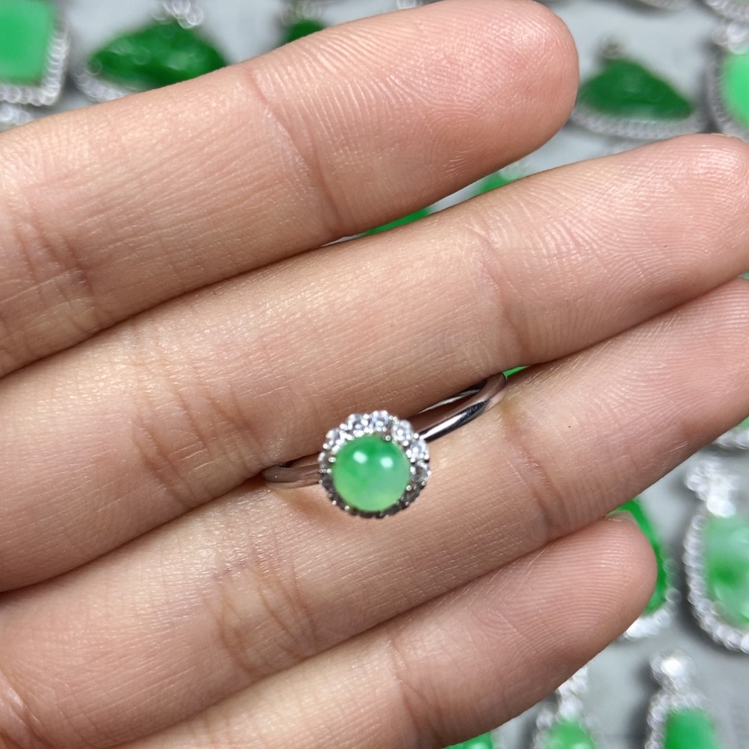 未镶嵌戒指翡翠蛋面