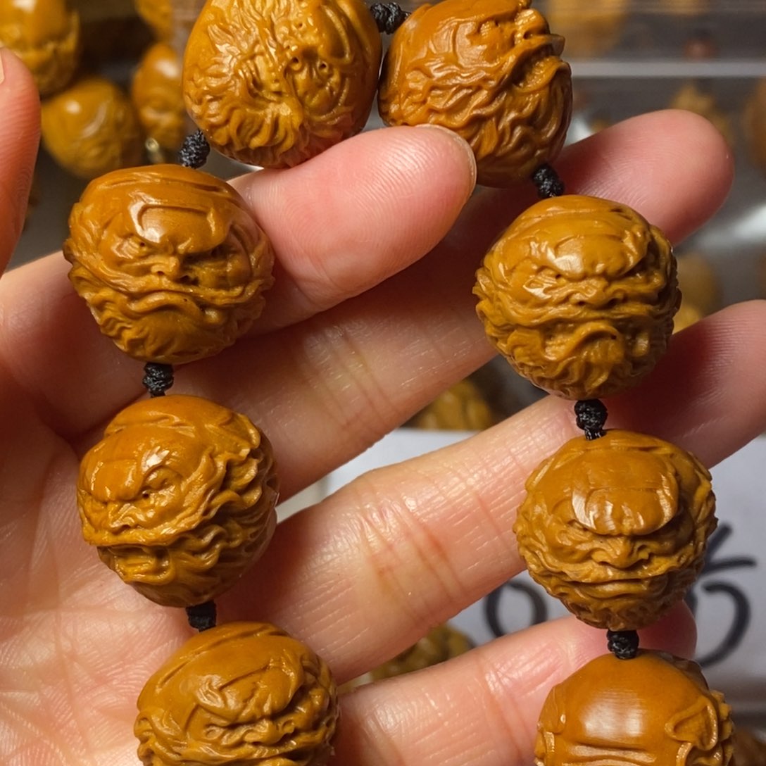橄榄核手串/手链钟馗头