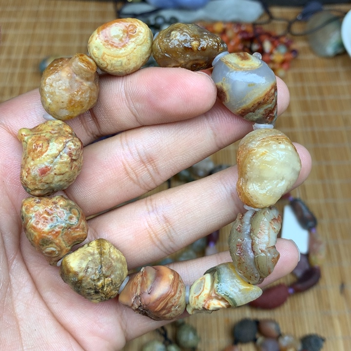 玛瑙/玉髓珠宝半成品未镶嵌草*姐