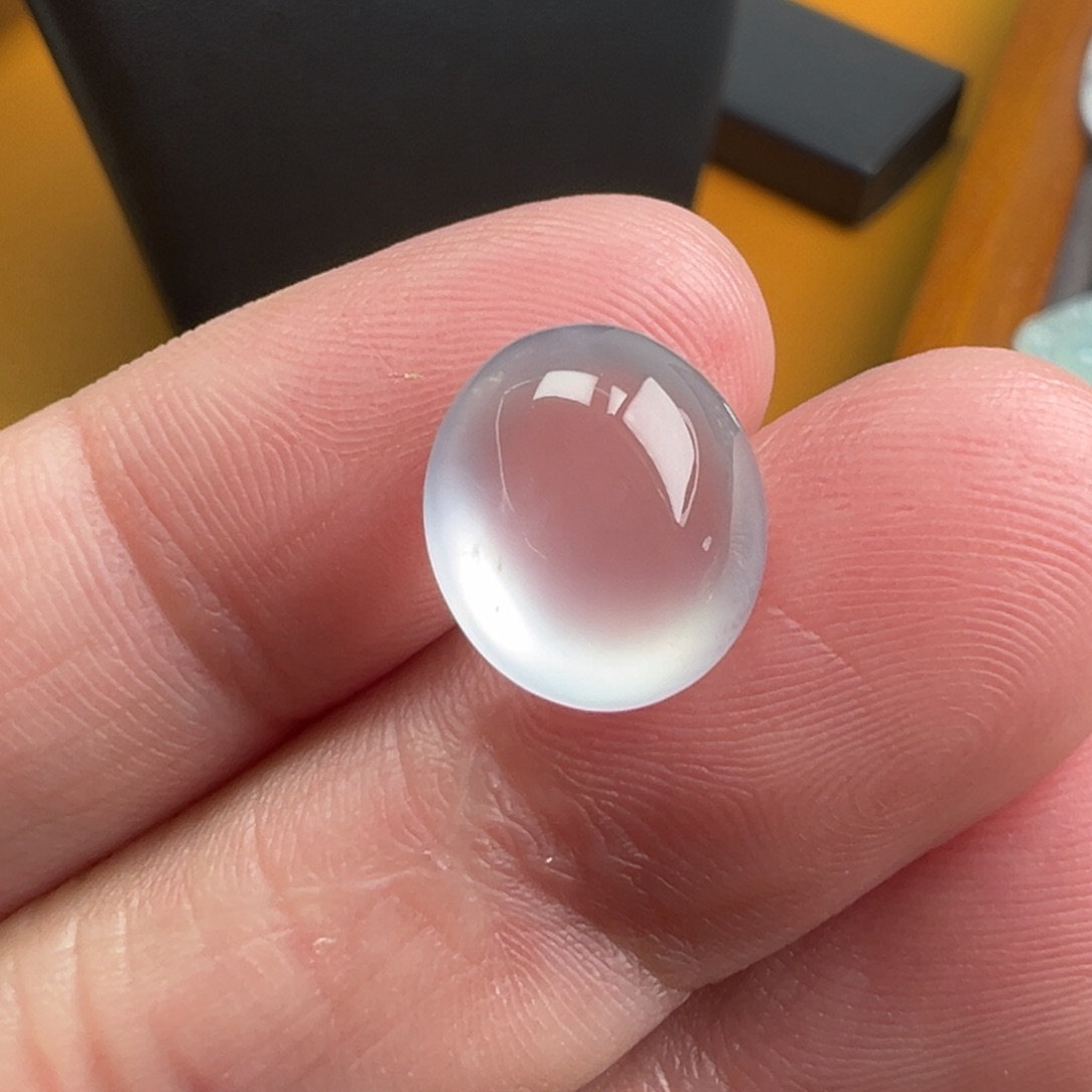 翡翠颈饰未镶嵌蛋面12.3