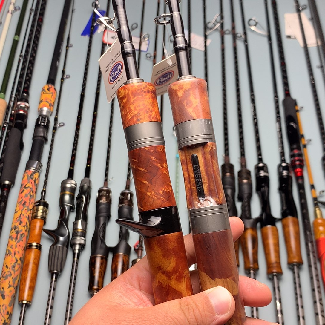 1.8m以下碳素伸缩杆实木富士L硬度168枪柄和直柄各一只