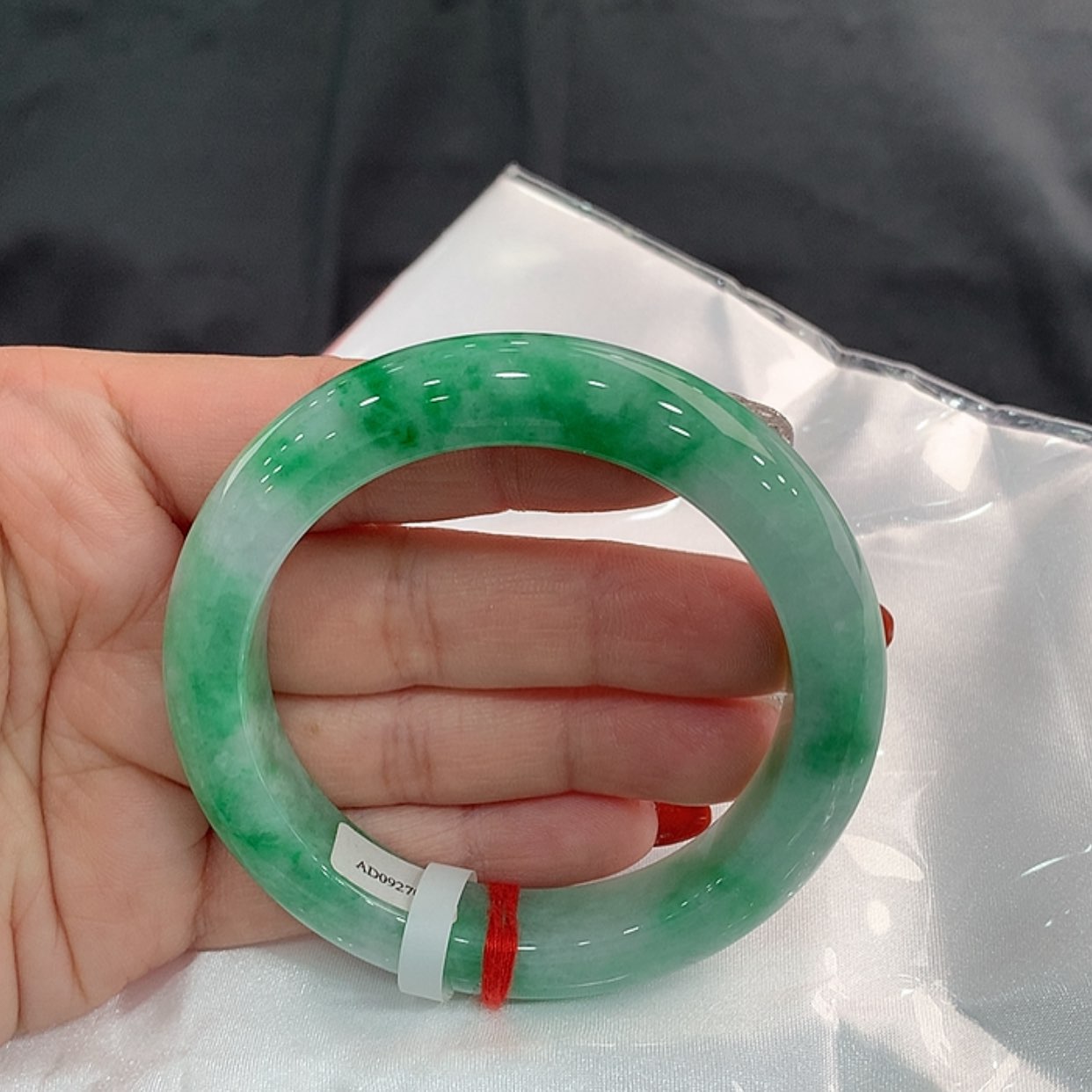 【闪购商品】翡翠手镯未镶嵌56，55/56