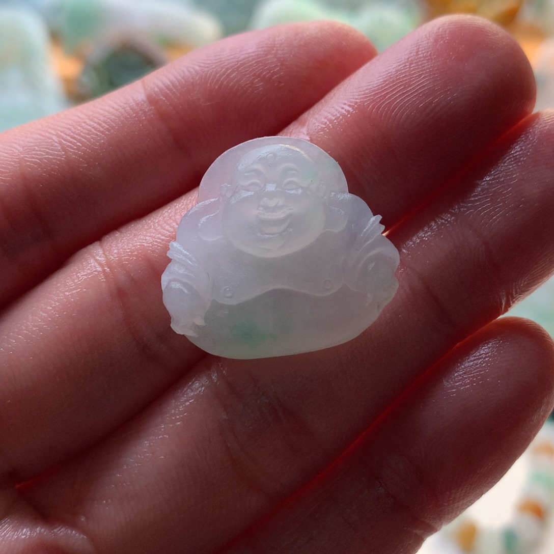 定制翡翠未镶嵌佛