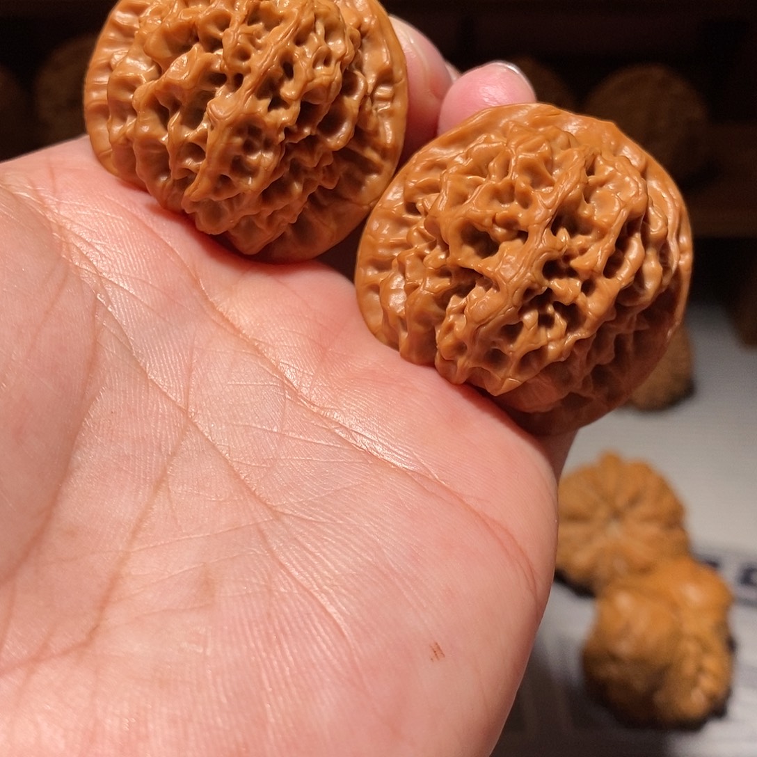 小***.把件文玩核桃050秦闷39尺微修