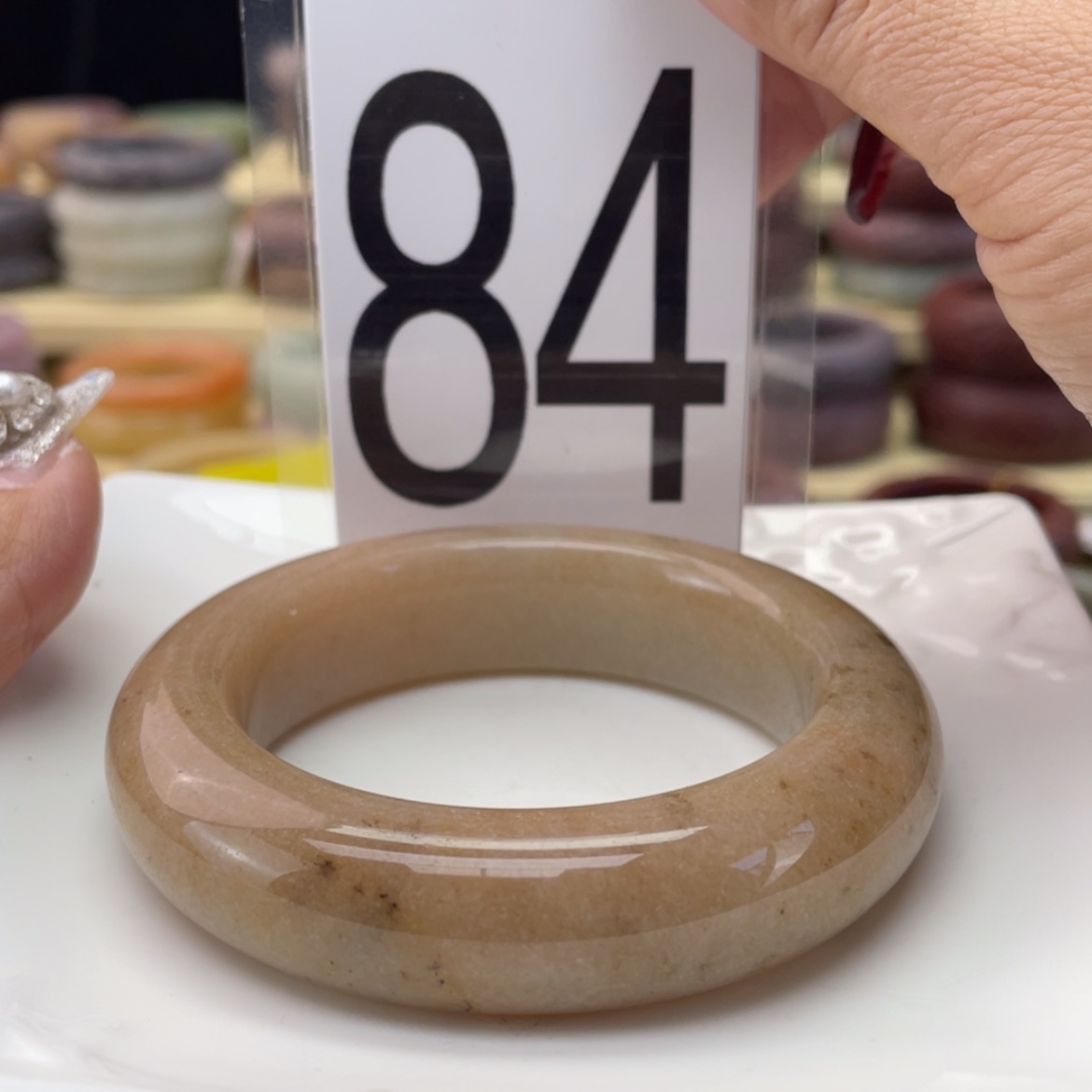 【闪购商品】石英质玉手镯未镶嵌