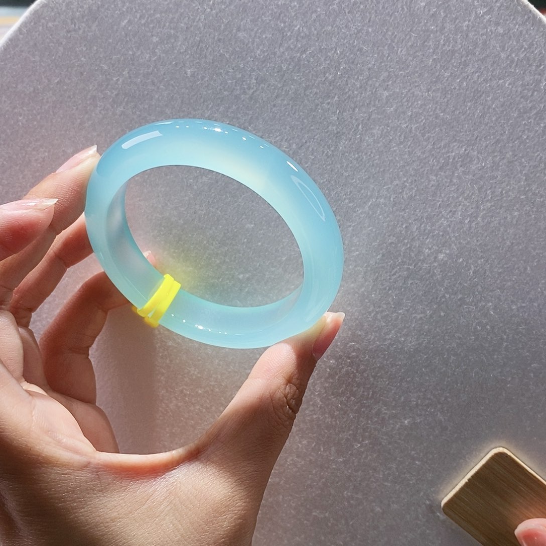 玛瑙/玉髓手镯未镶嵌53.2