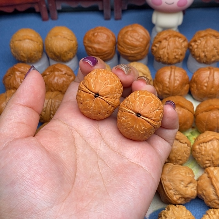 文玩核桃把件勇****郎元宝