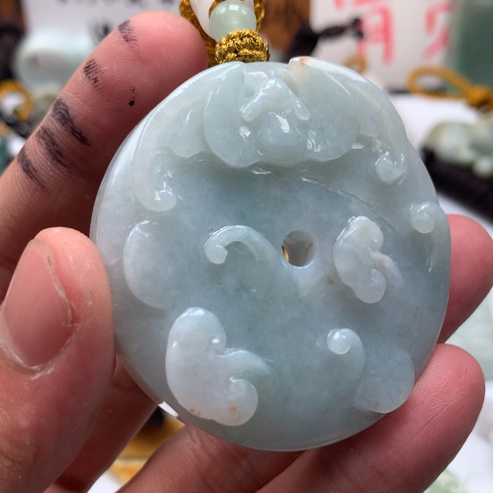 翡翠未镶嵌颈饰保真天然a货翡翠