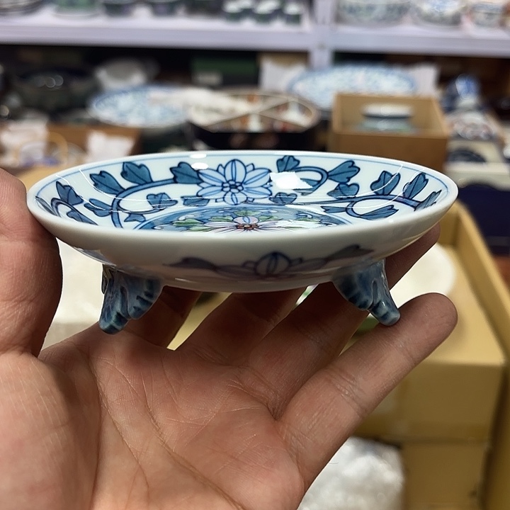 瓷片我哦我摸摸摸摸摸摸哦