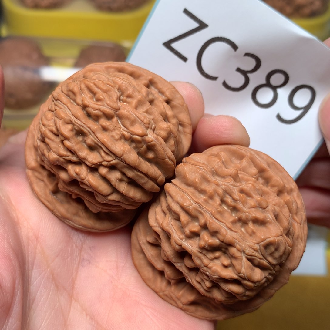 文玩核桃把件毕业汉高楼43