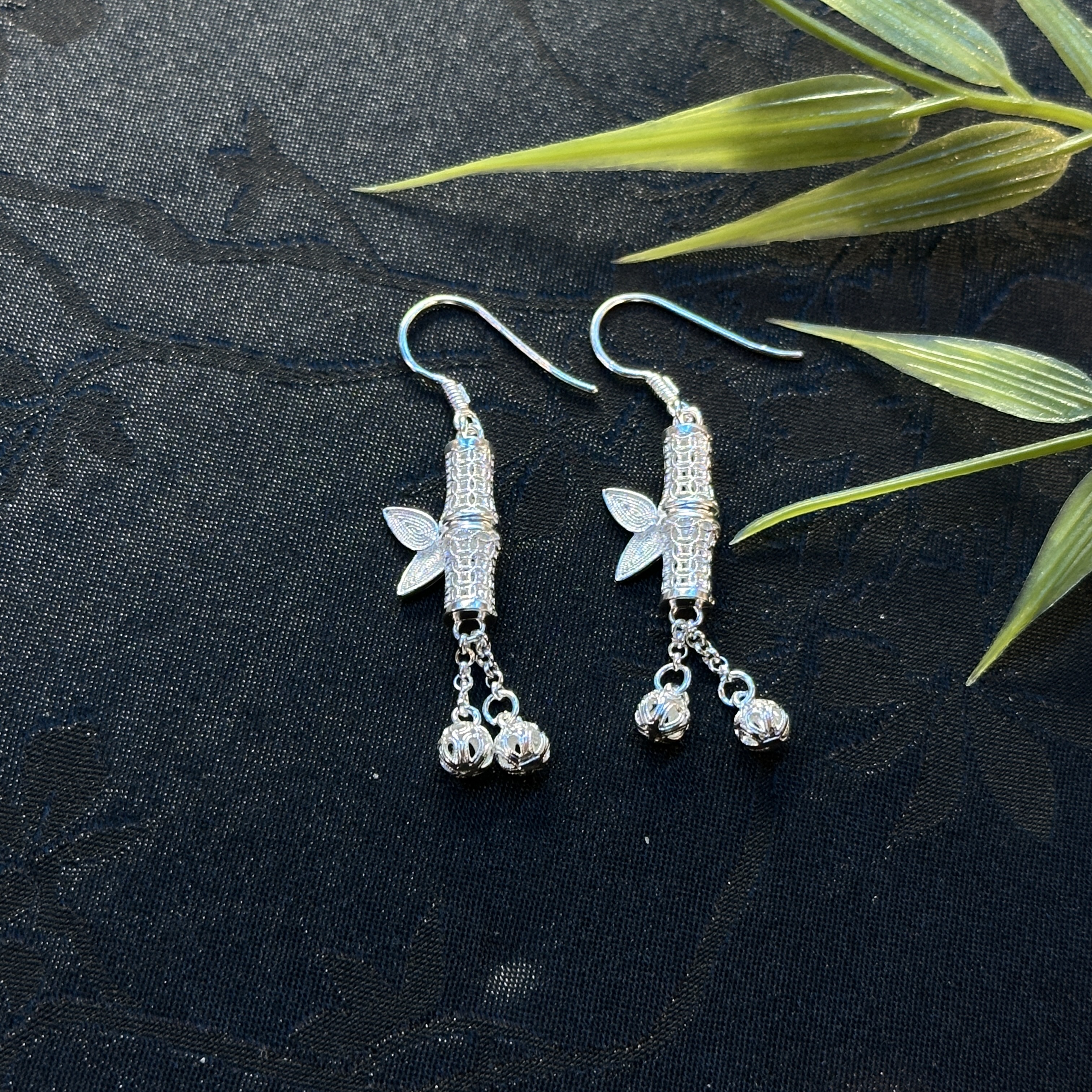 925银银制品 【铭记珠宝】S925银竹耳钩23-3DM249H428【多样性发一】